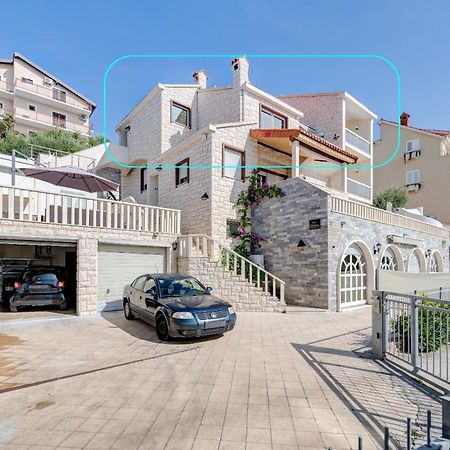 Apartments With Pool Vrdoljak Omiš Exteriér fotografie