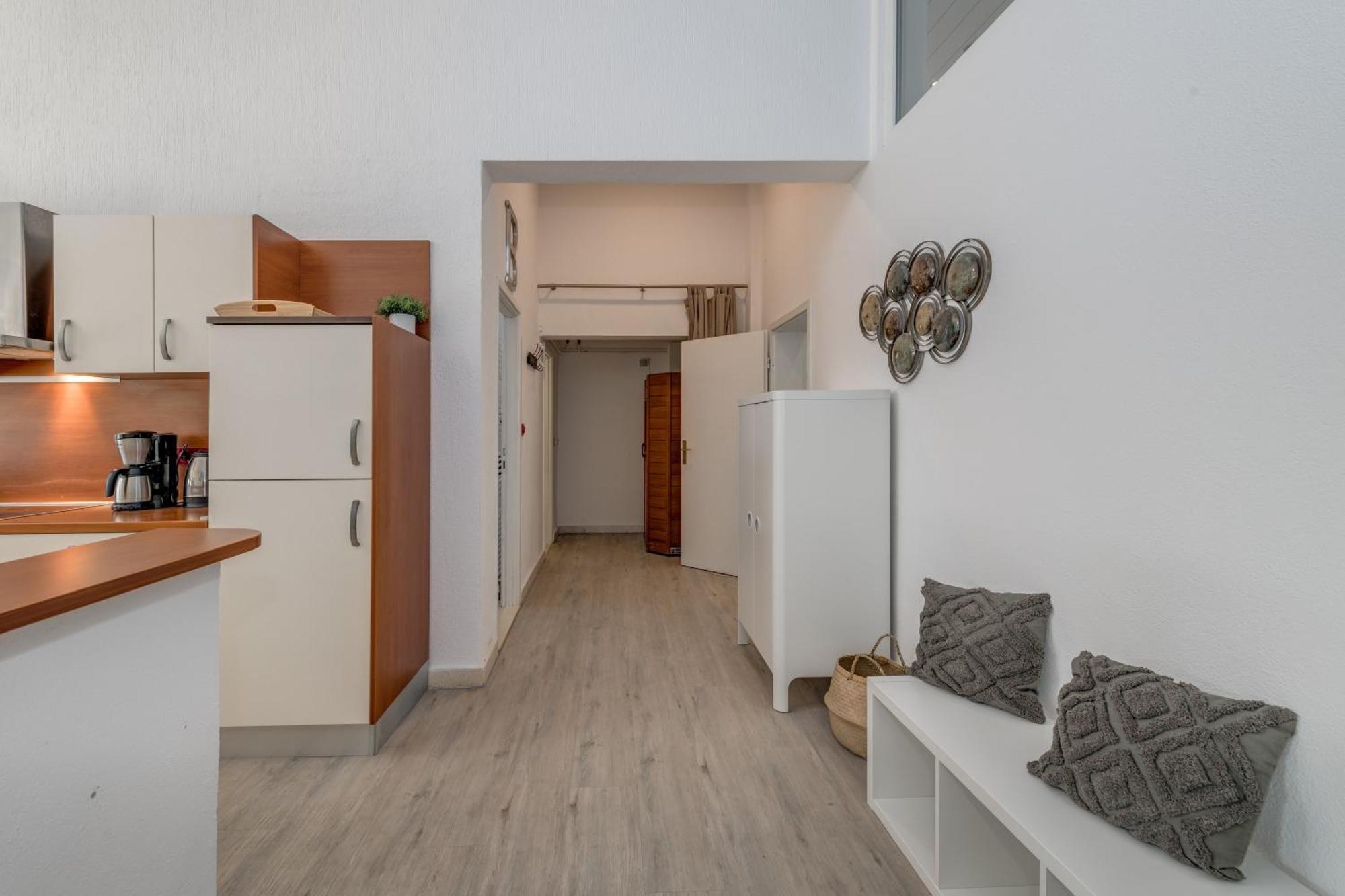 Apartments With Pool Vrdoljak Omiš Pokoj fotografie