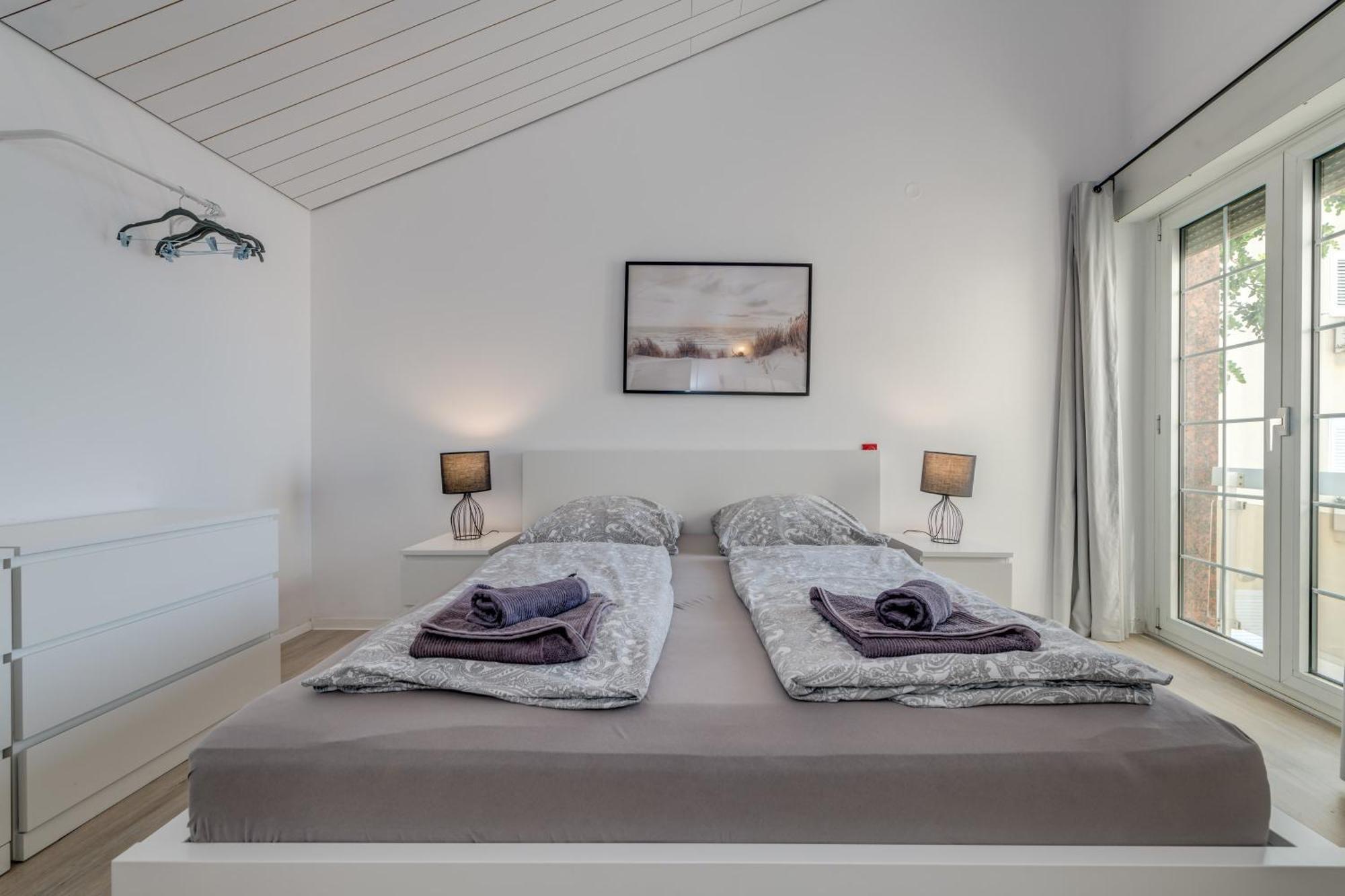 Apartments With Pool Vrdoljak Omiš Pokoj fotografie
