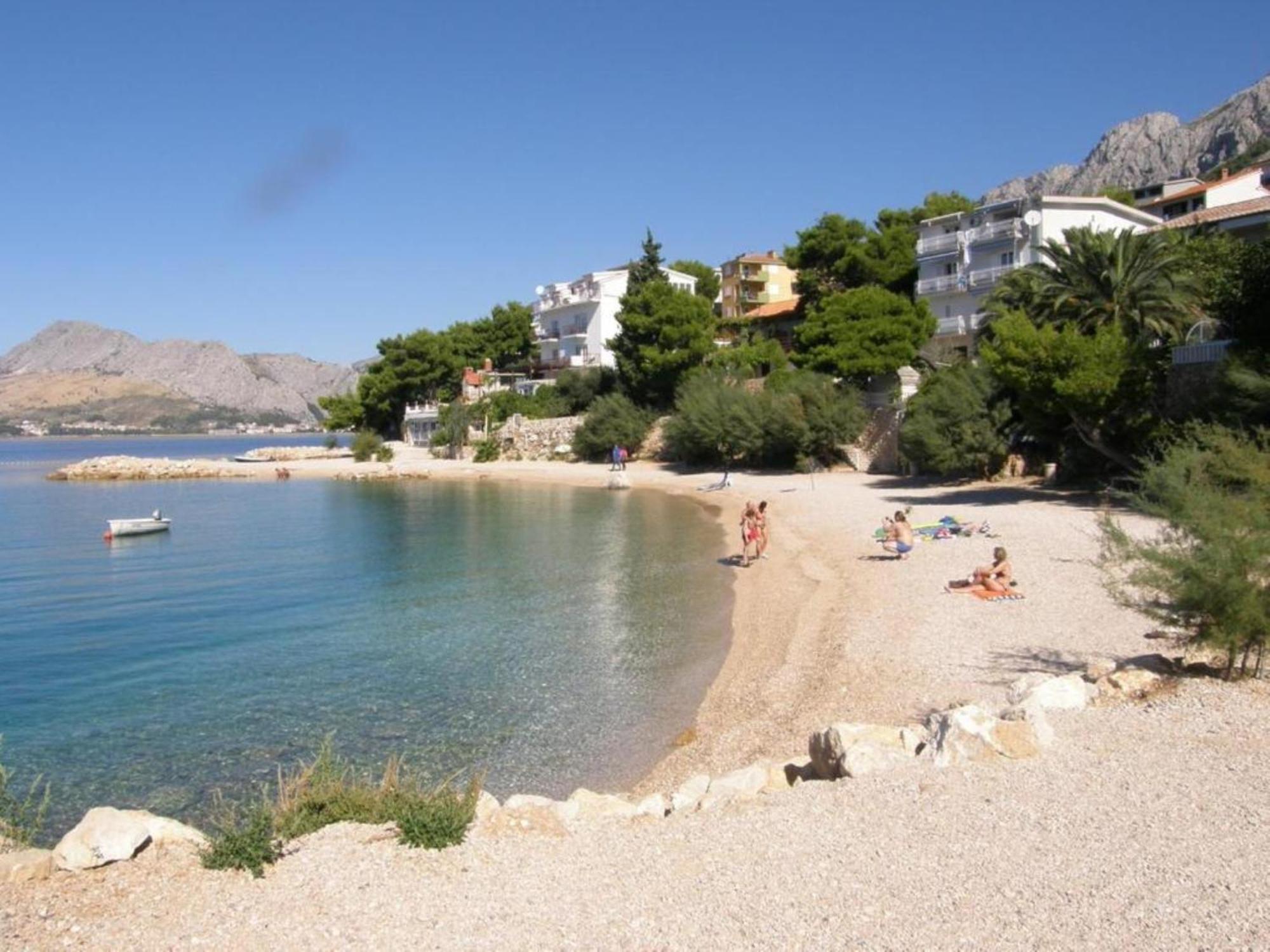Apartments With Pool Vrdoljak Omiš Pokoj fotografie